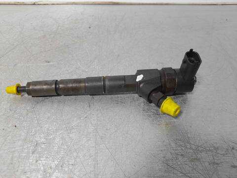 Foto 1ª: Inyectores Alfa Romeo Gt 1.9 JTD M) 16V CAT 150CV 110KW [937A5000] (2006)