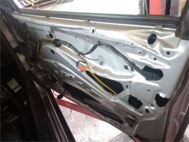 Foto 3ª: Puerta Delantera Derecha Mercedes Clase E 180 2.9 290 TURBODIESEL (210.017) [2.9 LTR. - 95 KW TURBODIESEL CAT] [OM 602.982]