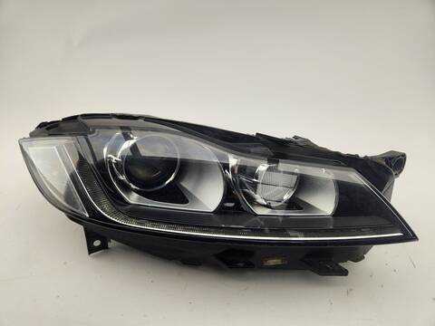 Faro Derecho Jaguar F Pace PRESTIGE 179CV 132KW