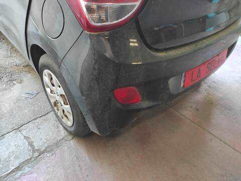 Foto 2ª: Paragolpes Trasero Hyundai i10 G4LA (2014)
