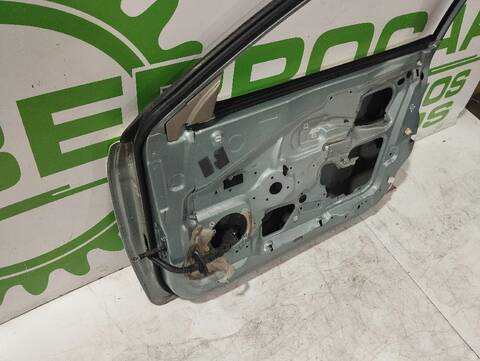 Foto 2ª: Puerta Delantera Derecha Volvo S40 1.6 CAT 109CV [B4164S2] (1995)