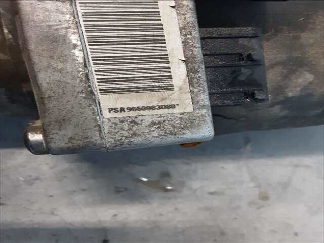 Foto 2ª: Bomba de Direccion Peugeot 407 2.0 HDI 136CV [RHR] (2006)
