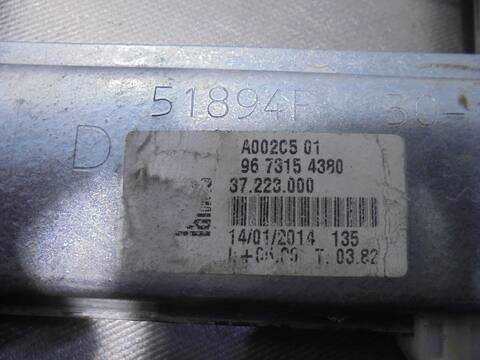 Foto 4ª: Elevalunas Eléctrico Delantero Derecho Peugeot 208 1.6 16V HDI FAP 92CV 68KW [9H06] (2014)
