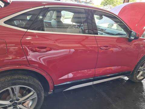 Puerta Trasera Derecha Audi Q3 35 TDI 150CV 110KW