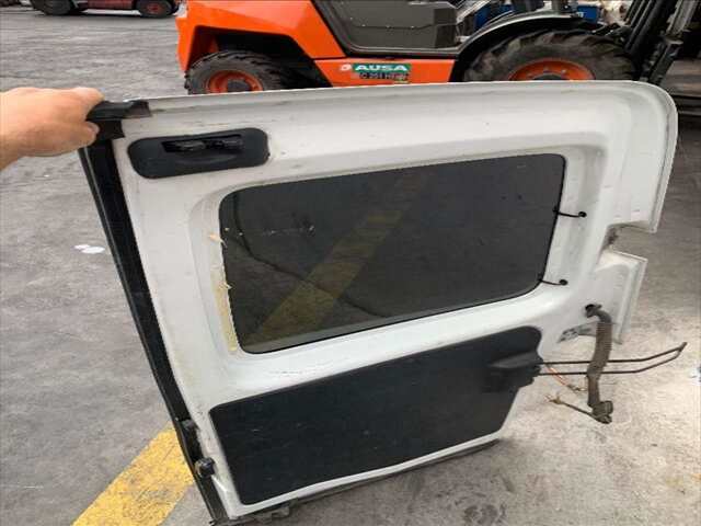 Foto 2ª: Puerta Trasera Izquierda Citroen Berlingo 2.0 HDI (2002)