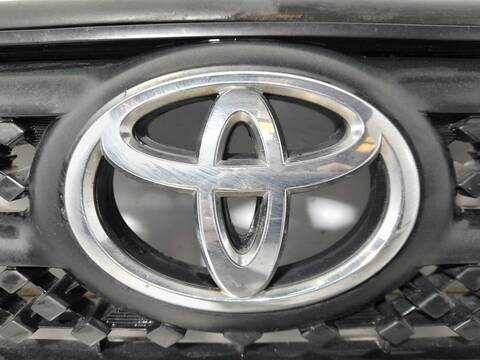 Foto 2ª: Rejilla Delantera Toyota Rav4 125CV 92KW (2000)