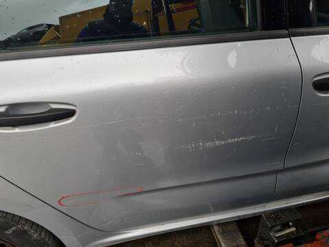Foto 3ª: Puerta Trasera Derecha Citroen C4 LIVE PICASSO 131CV 96KW [HN02] (2016)