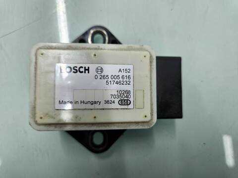 Foto 3ª: Centralita Motor ECU Fiat Bravo 1.6 16V DYNAMIC MULTIJET 77KW) 105CV [198A3000] (2010)