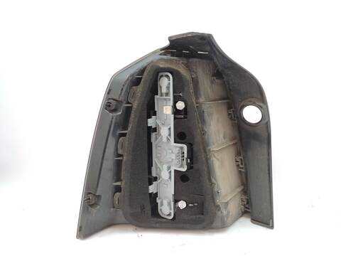 Foto 2ª: Piloto Trasero Derecho Opel Zafira 1.9 CDTI M75) 120CV 88KW [Z19DT] (2008)