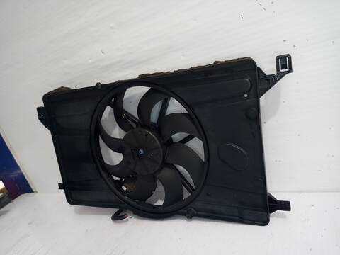 Foto 2ª: Electroventilador Ford Focus TREND BERLINA 101CV 74KW [HWDA] (2006)