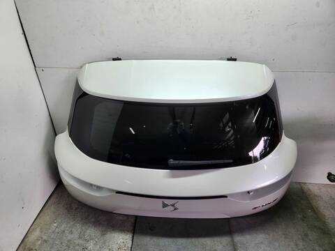 Portón DS 7 PERFORMANCE LINE 180CV 132KW