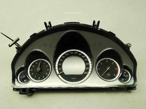 Cuadro de Instrumentos Mercedes Clase E 180 E 220 CDI - D 207.302 207.301) COUPE