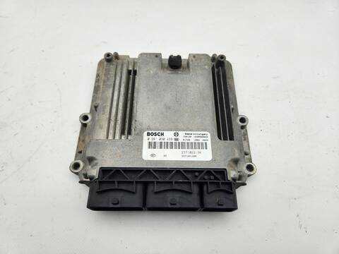 Foto 1ª: Centralita Motor ECU Renault Clio AUTHENTIQUE 75CV 55KW [K9K 612] (2015)