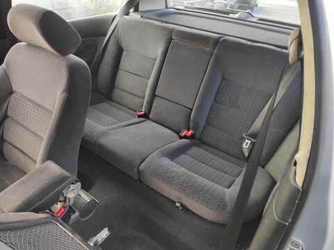 Foto 1ª: Asientos Traseros Volkswagen Golf AKQ BERLINA (1998)