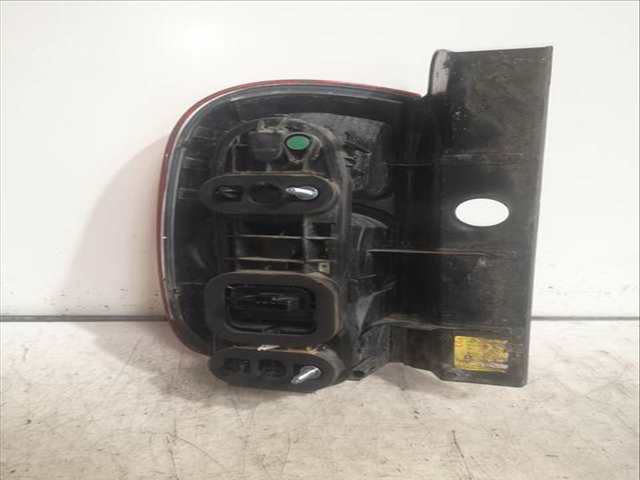 Foto 3ª: Piloto Trasero Derecho Dacia Duster K4M690 (2010)