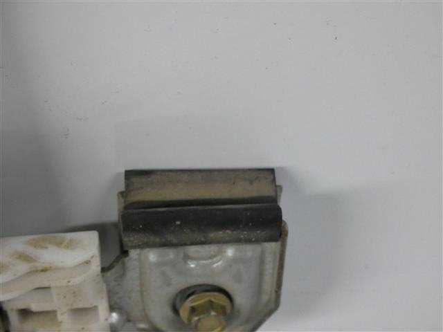 Foto 4ª: Elevalunas Eléctrico Delantero Derecho Mitsubishi Colt 1.1 G [134910] (2006)