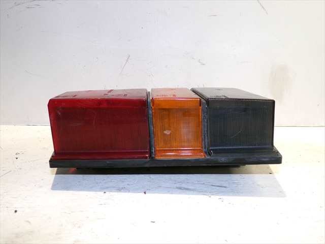 Foto 3ª: Piloto Trasero Derecho Seat Marbella 0.9 G 1986-1999 [09NCA] (1989)