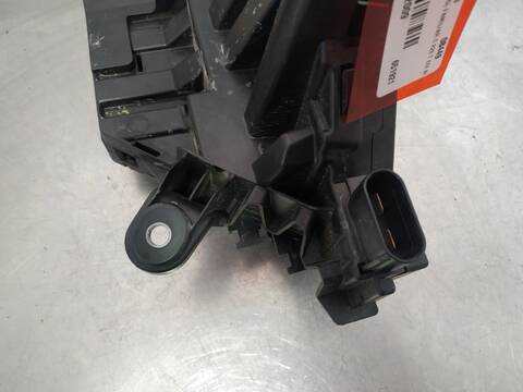 Foto 4ª: Caja Reles Fusibles Mercedes Clase C 160 C 220 T CDI BLUETEC 205.204) 170CV 125KW FAMILIAR [651921] (2014)