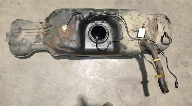 Foto 2ª: Deposito de Combustible Ford Ranger 2.2 D [QJ2W] (2016)