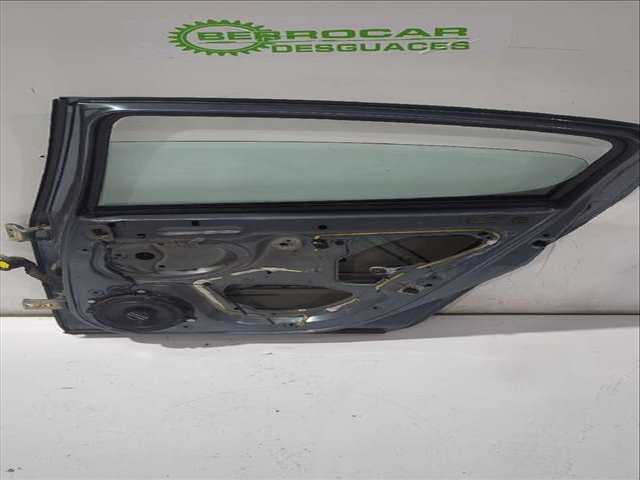 Foto 3ª: Puerta Trasera Derecha Peugeot 407 1.6 HDI 110 6D9HZC 6D9HYC) 109CV [9HY (DV6TED4) 9HZ (DV6TED4)] (2004)