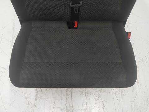 Foto 3ª: Asiento Delantero Derecho Volkswagen Caravelle T6 COMFORTLINE (2015)