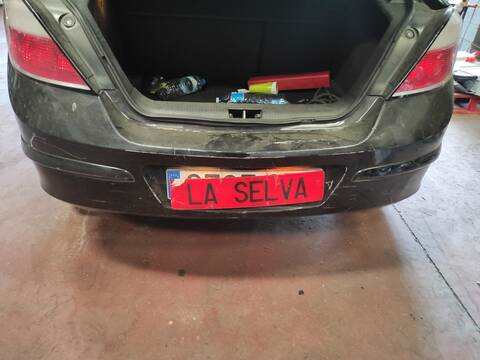 Paragolpes Trasero Opel Astra Z17DTL BERLINA