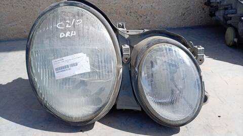 Foto 3ª: Faro Derecho Mercedes Clase C 160 279CV 205KW (1998)