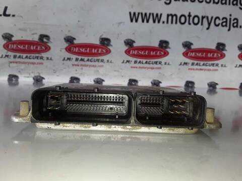 Foto 3ª: Centralita Motor ECU Volkswagen Transporter COMBI 2.5 TDI T4 88CV