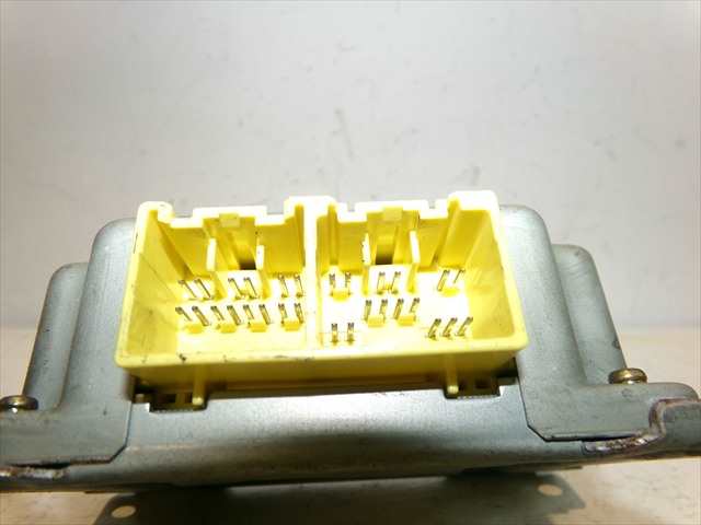 Foto 3ª: Centralita Airbag Mitsubishi Montero 1.8 GDI MODELO IO [4G93] (2000)