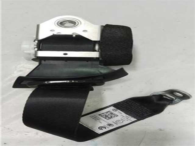 Cinturón Trasero Derecho Volkswagen Scirocco R 280CV 206KW