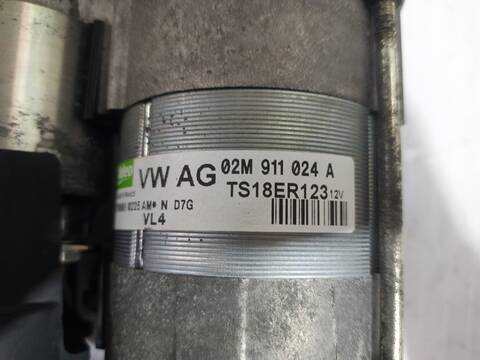 Foto 2ª: Motor de Arranque Volkswagen Passat INDIVIDUAL BERLINA 140CV 103KW (2003)