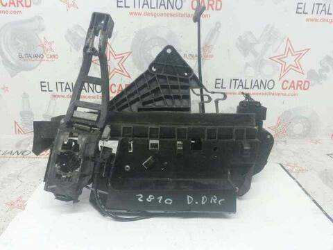 Foto 1ª: Cerradura Puerta Delantera Derecha Ford Focus TREND 116CV 85KW [KKDA1G] (2008)