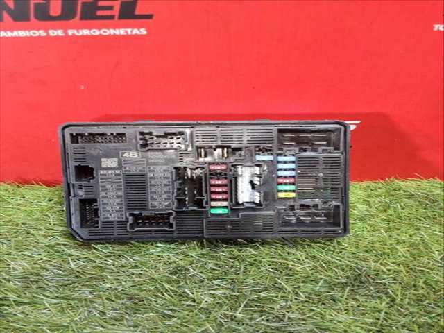 Caja Reles Fusibles Renault Kangoo BLUE DCI 95 KJAB) 95CV 70KW