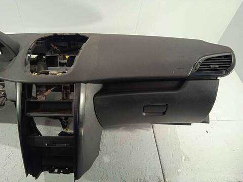 Foto 3ª: Salpicadero Peugeot 207 1.4 16V VTI CAT 8FS - EP3) 95CV 70KW (2008)