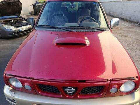 Capot Nissan Terrano TD27TI