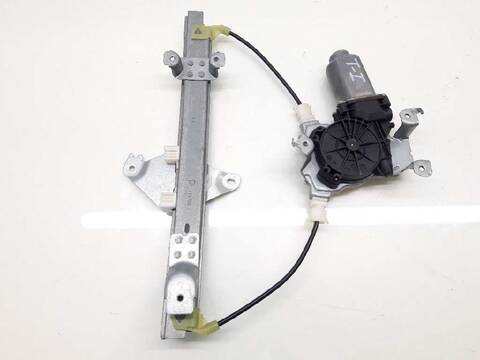 Elevalunas Manual Trasero Izquierdo Nissan Qashqai DCI TD CAT 106CV 78KW