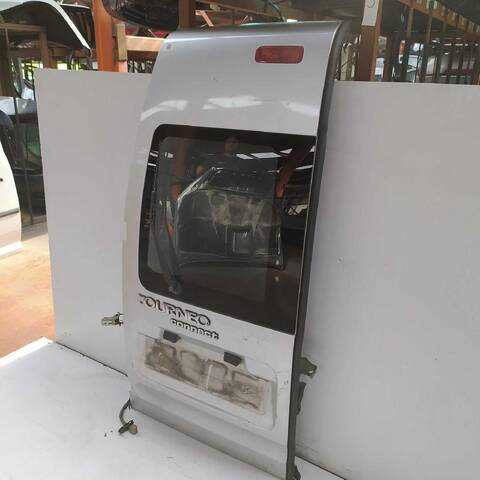 Puerta Trasera Izquierda Ford Transit 1.8 TDCI