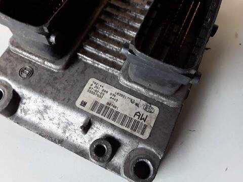 Foto 2ª: Centralita Motor ECU Opel Corsa ESSENTIA 1.0 12V CAT Z 10 XEP - LJ4) 60CV