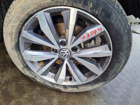 LLanta Chapa Volkswagen T-Roc ADVANCE 5P