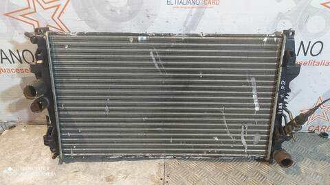 Foto 2ª: Radiador Motor Mercedes Vito 109 CDI COMPACTO 639.601) 95CV 70KW CAJA CERRADA [646983] (2005)