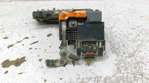 Foto 2ª: Caja Reles Fusibles Citroen C4 1.6 BLUEHDI 115 115CV 85KW
