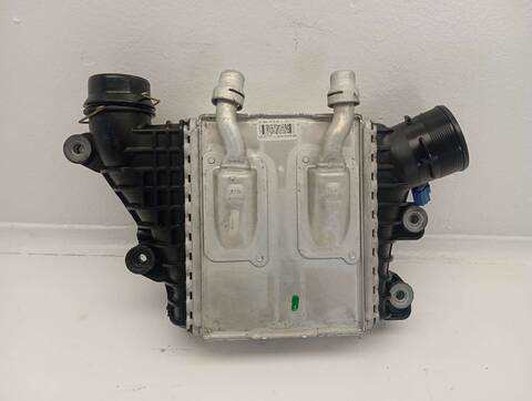 Foto 2ª: Intercooler Jaguar E Pace SE 149CV 110KW [204DTD] (2018)