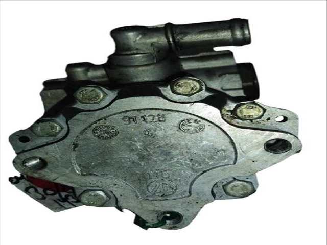 Foto 3ª: Bomba de Direccion Audi A4 2.7 TDI (2004)