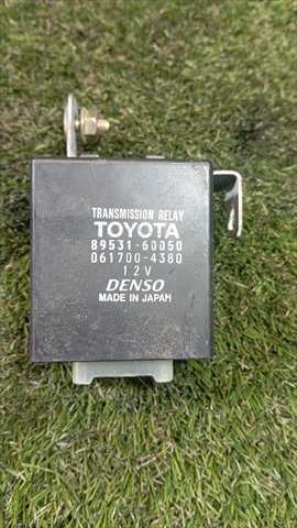 Caja Reles Fusibles Lexus LX 4.7 G 470 V8