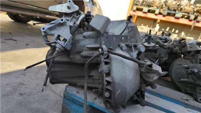 Foto 2ª: Caja Cambios Citroen C8 2.2 HDI 16V PREMIER II [2.2 LTR. - 94 KW HDI FAP CAT (4HW - DW12TED4)] [4HWDW12TED4]
