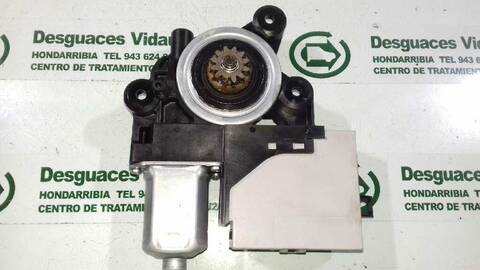 Foto 3ª: Elevalunas Eléctrico Trasero Derecho Ford Kuga 2.0 TDCI CAT 136CV 100KW [G6DG] (2009)