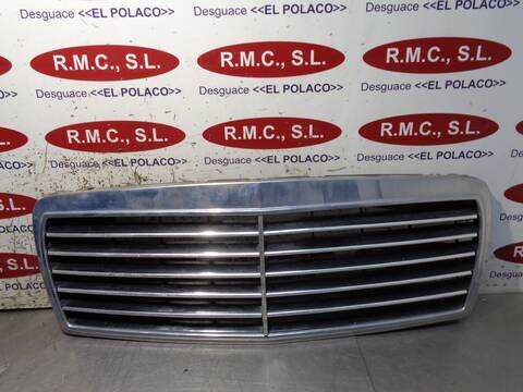 Rejilla Delantera Mercedes Clase E 180 300 TD 210.025) BERLINA 177CV 130KW