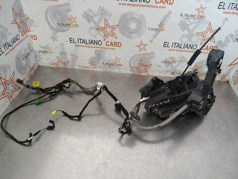 Foto 1ª: Cerradura Puerta Delantera Izquierda Mercedes Clase C 160 C 220 CDI BLUEEFFICIENCY 204.002) 170CV 125KW [651911] (2012)