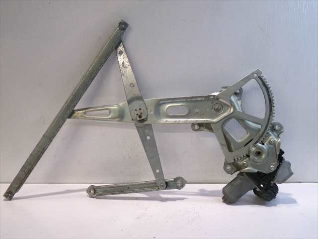 Foto 3ª: Elevalunas Eléctrico Delantero Derecho Toyota Prius 1.8 G HIBRIDO 2009-2012 [2ZR] (2010)