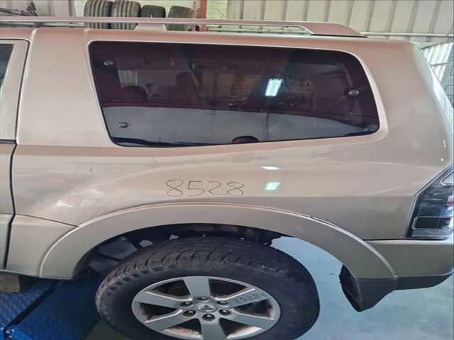 Aleta Trasera Izquierda Mitsubishi Montero 3.2 DI-D V88W V98W) 160CV 118KW